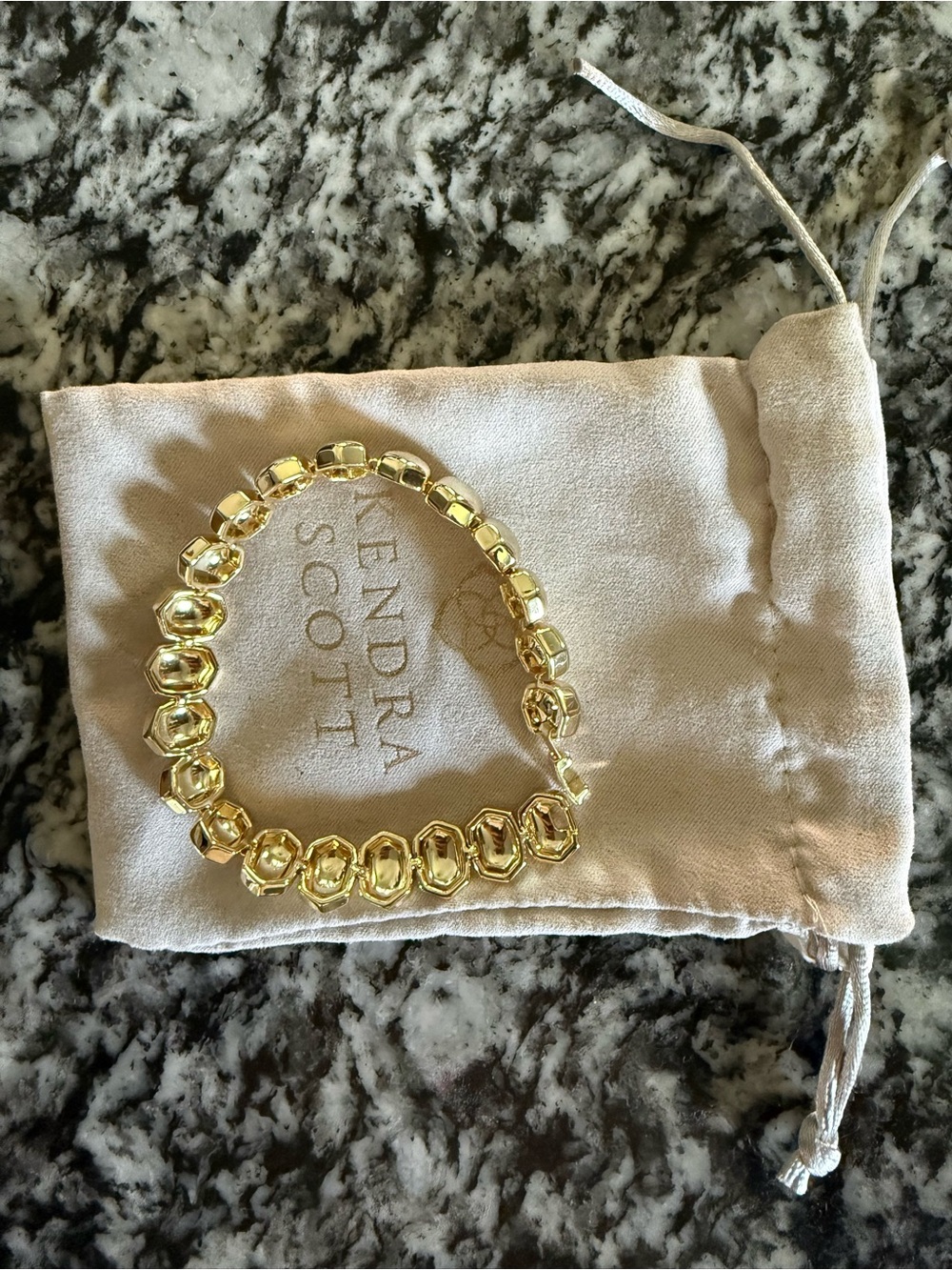 Kendra Scott Gold Clasp Bracelet